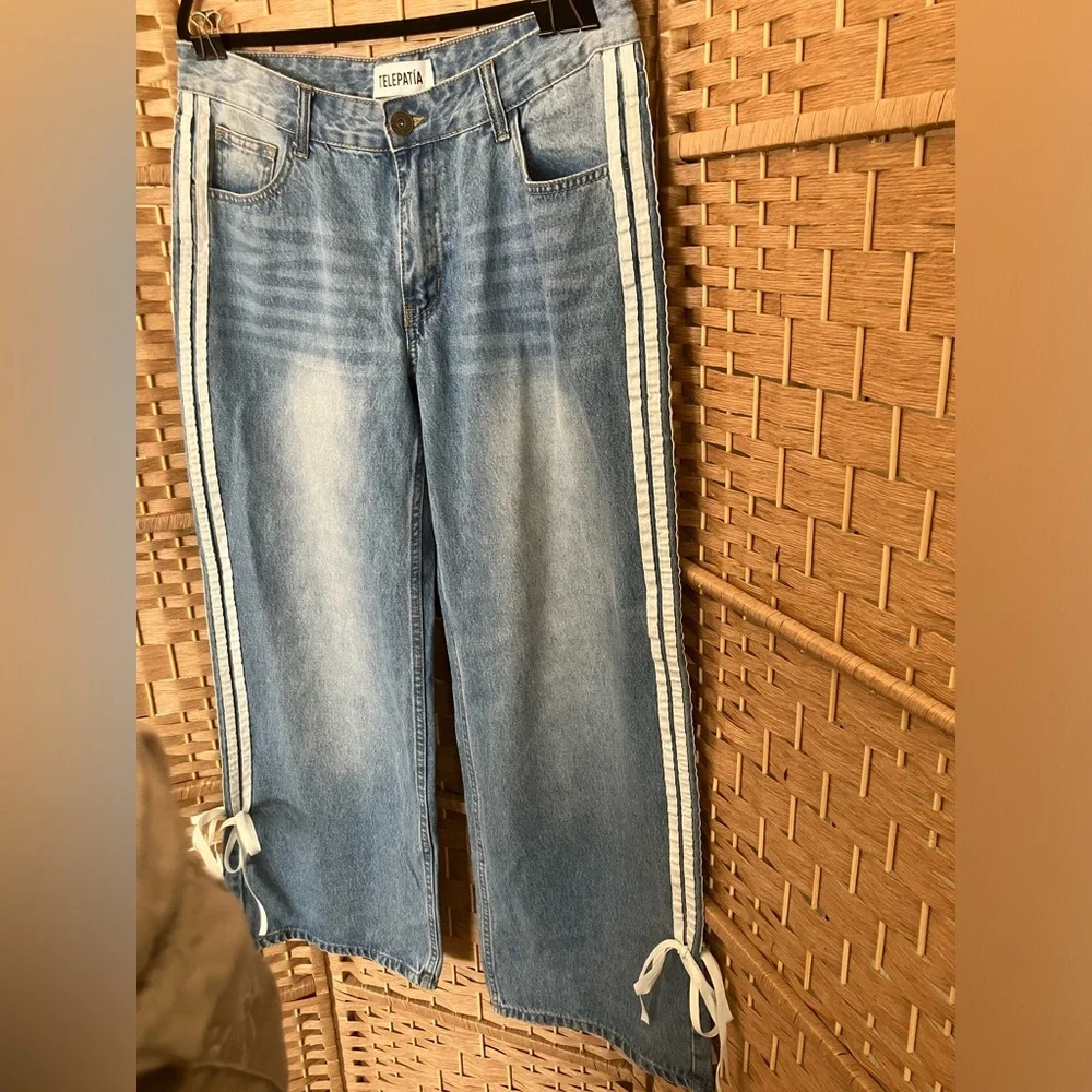 Telepatia Wide Leg Light Blue Jeans with Side Stripe - Picture 4 of 10